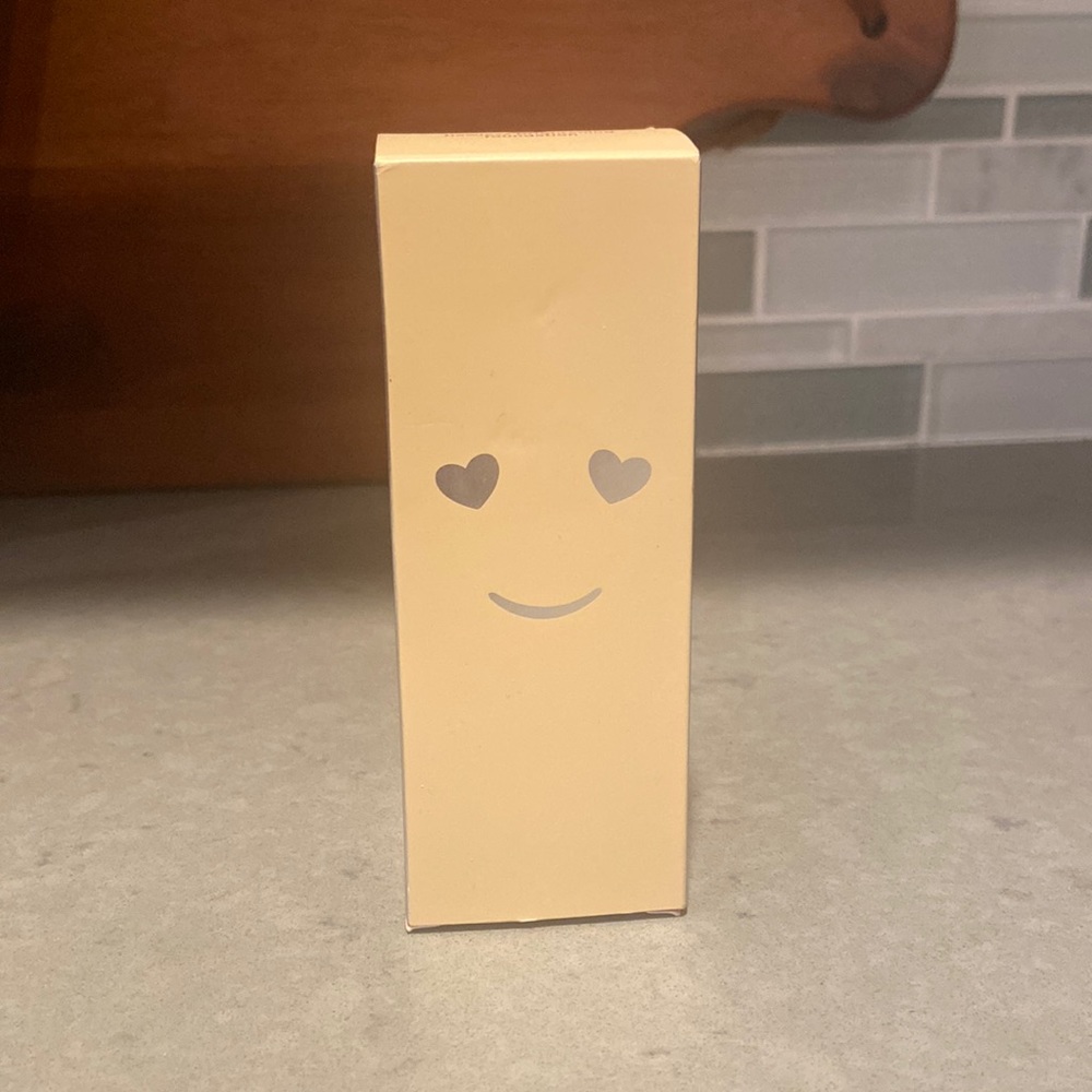 Brand new Benefit Hello Happy Foundation